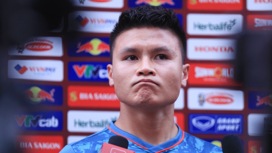 Quang Hải trả lời “siêu dị” trước câu hỏi khó về trải nghiệm ở Pau FC